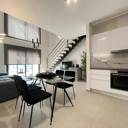 Apartment G1 - Stylish Maisonette Near Marina Flisvos *