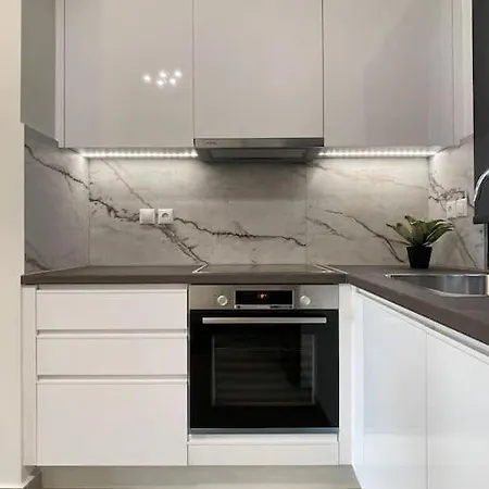 G1 - Stylish Maisonette Near Marina Flisvos