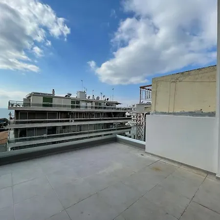 G1 - Stylish Maisonette Near Marina Flisvos Apartment Athens